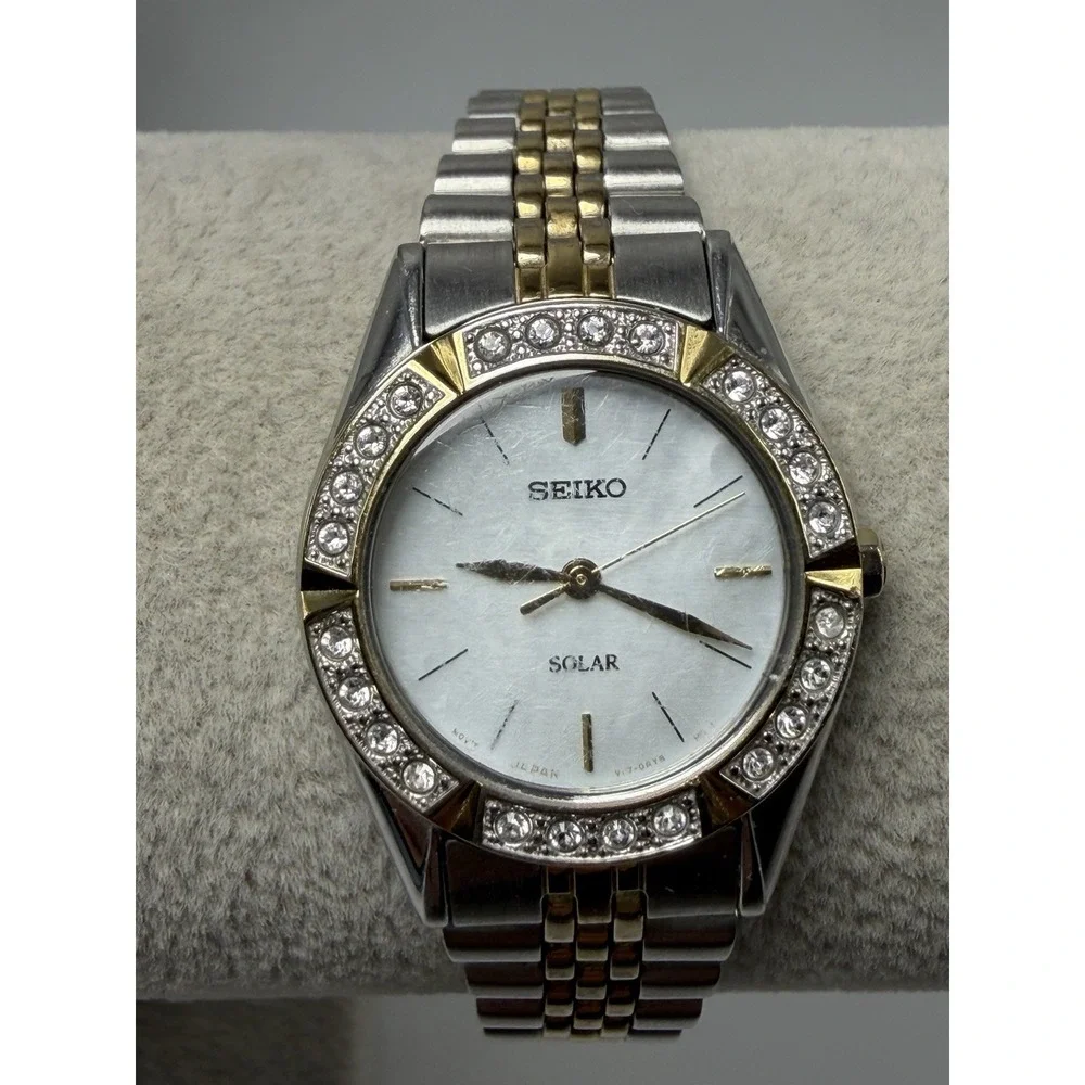 Scratched Seiko V117-0AN0 Working Ladies Solar MOP Watch 25MM 7